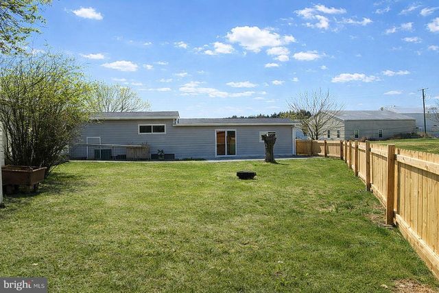 87 BECKS LN, Inwood, WV 25428