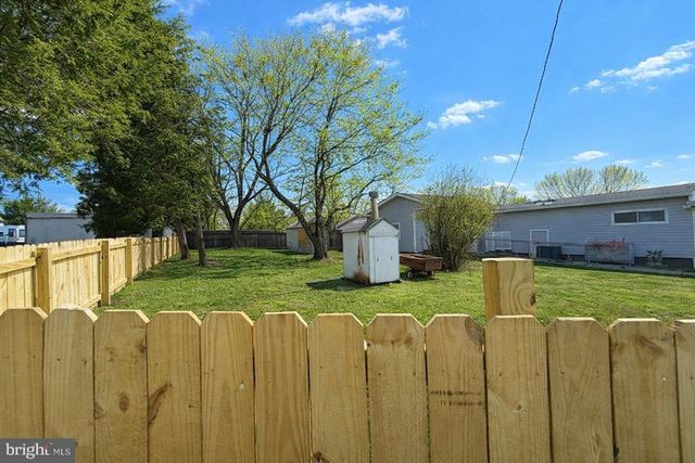 87 BECKS LN, Inwood, WV 25428