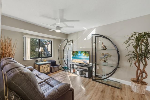 6121 Pointe Regal Circle 301, Delray Beach, FL 33484