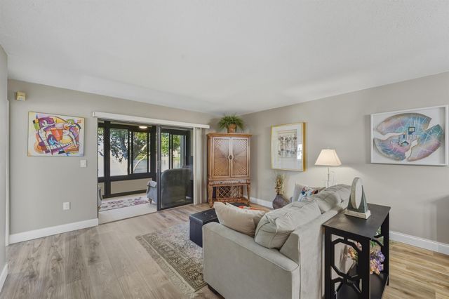 6121 Pointe Regal Circle 301, Delray Beach, FL 33484