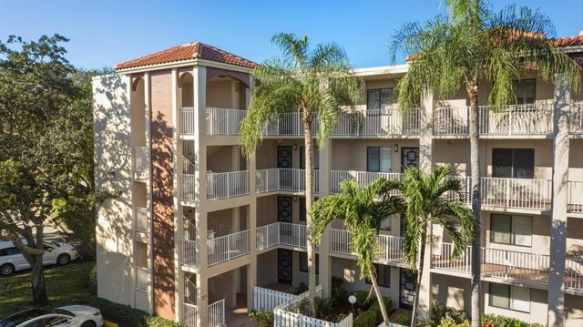 6121 Pointe Regal Circle 301, Delray Beach, FL 33484