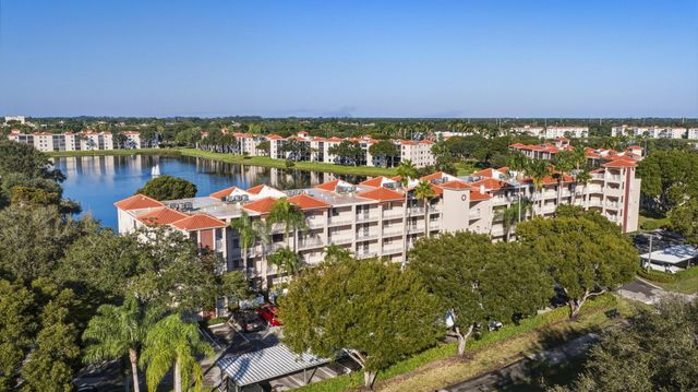 6121 Pointe Regal Circle 301, Delray Beach, FL 33484