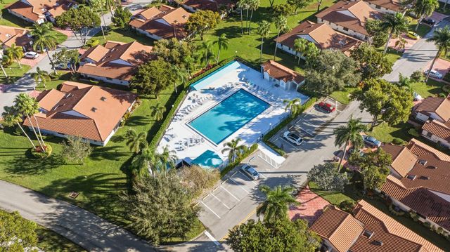 6121 Pointe Regal Circle 301, Delray Beach, FL 33484