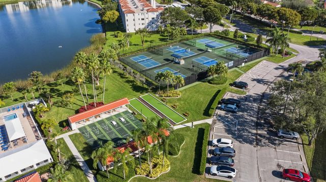 6121 Pointe Regal Circle 301, Delray Beach, FL 33484