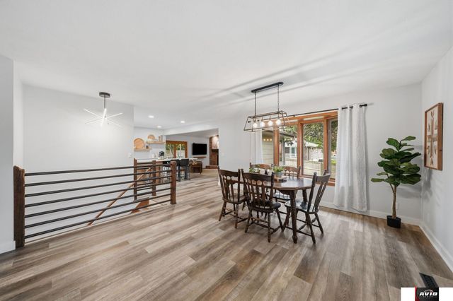 521 Danville Drive, Lincoln, NE 68510