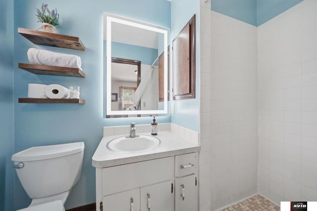 521 Danville Drive, Lincoln, NE 68510
