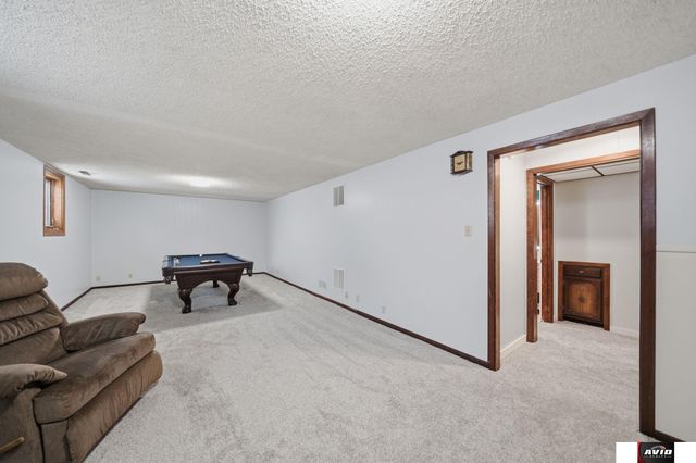 521 Danville Drive, Lincoln, NE 68510
