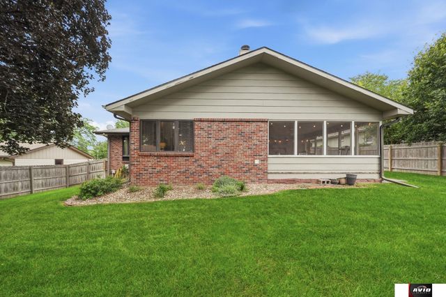 521 Danville Drive, Lincoln, NE 68510
