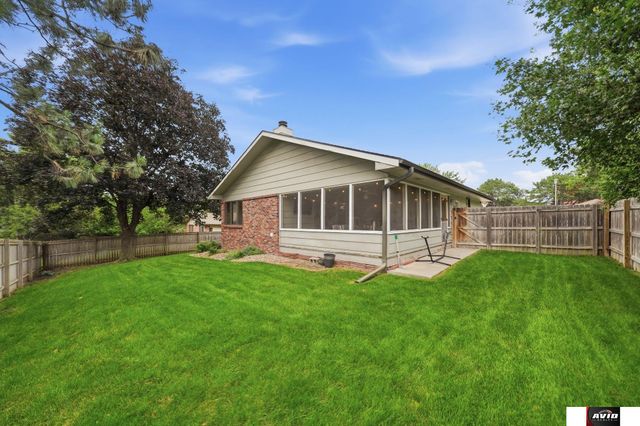 521 Danville Drive, Lincoln, NE 68510