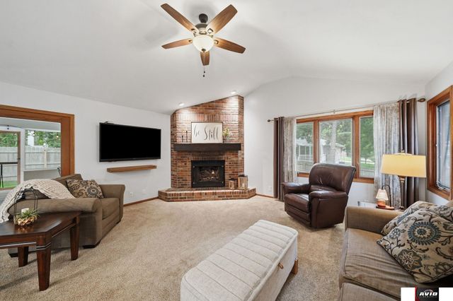 521 Danville Drive, Lincoln, NE 68510