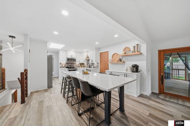 521 Danville Drive, Lincoln, NE 68510