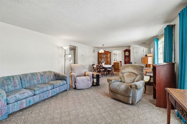 709 New William Street, Ludington, MI 49431