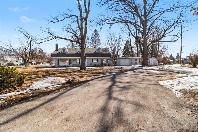 709 New William Street, Ludington, MI 49431