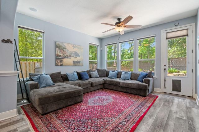 18 Cloud Bank Place, The Woodlands, TX 77382