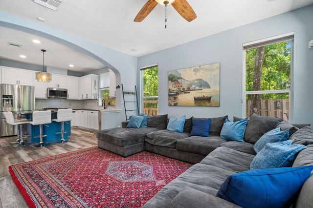 18 Cloud Bank Place, The Woodlands, TX 77382