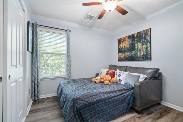 18 Cloud Bank Place, The Woodlands, TX 77382