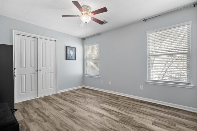 18 Cloud Bank Place, The Woodlands, TX 77382