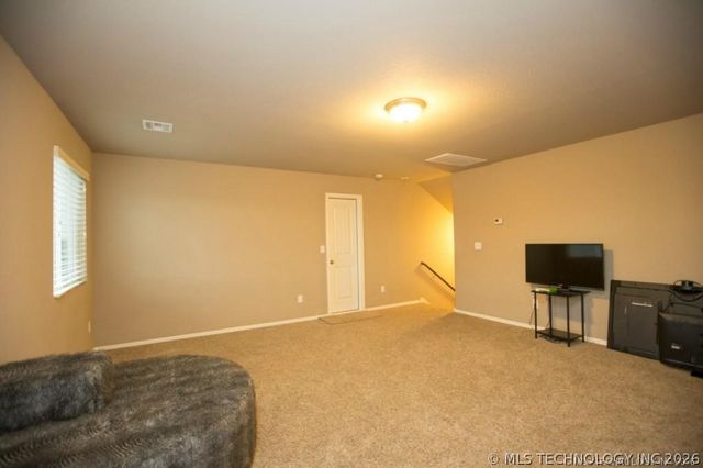 9058 E 136th Place S, Bixby, OK 74008