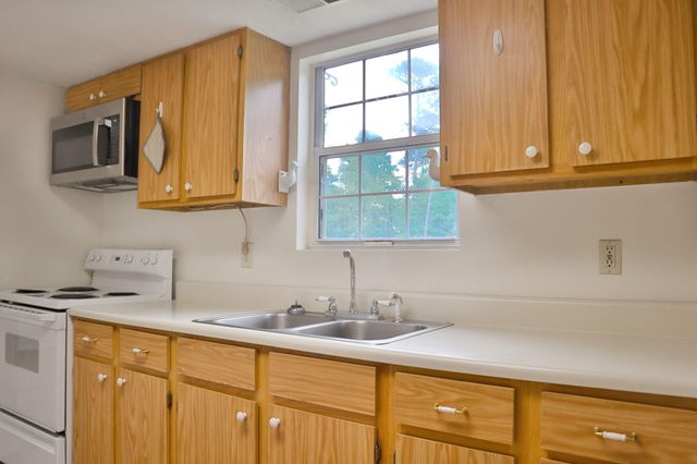 1085 Lake Dr., Lincolnton, GA 30817