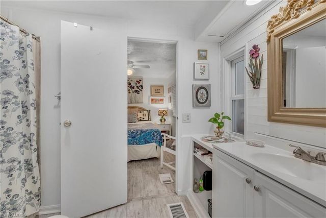 26049 Princess LN, Bonita Springs, FL 34135