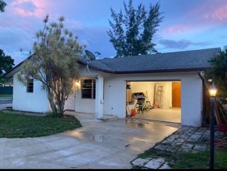507 S D Street, Lake Worth Beach, FL 33460