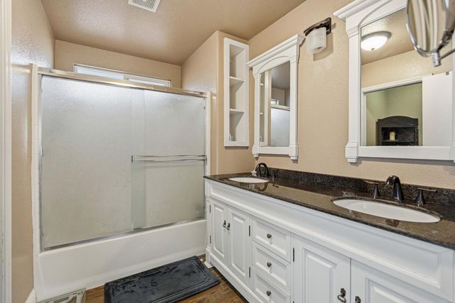 2728 Medinah Way, Modesto, CA 95355