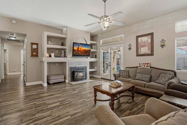 2728 Medinah Way, Modesto, CA 95355