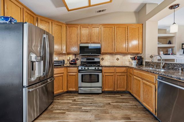 2728 Medinah Way, Modesto, CA 95355