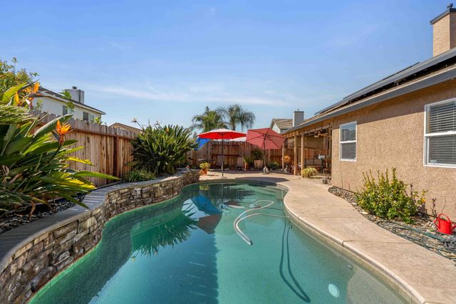 2728 Medinah Way, Modesto, CA 95355