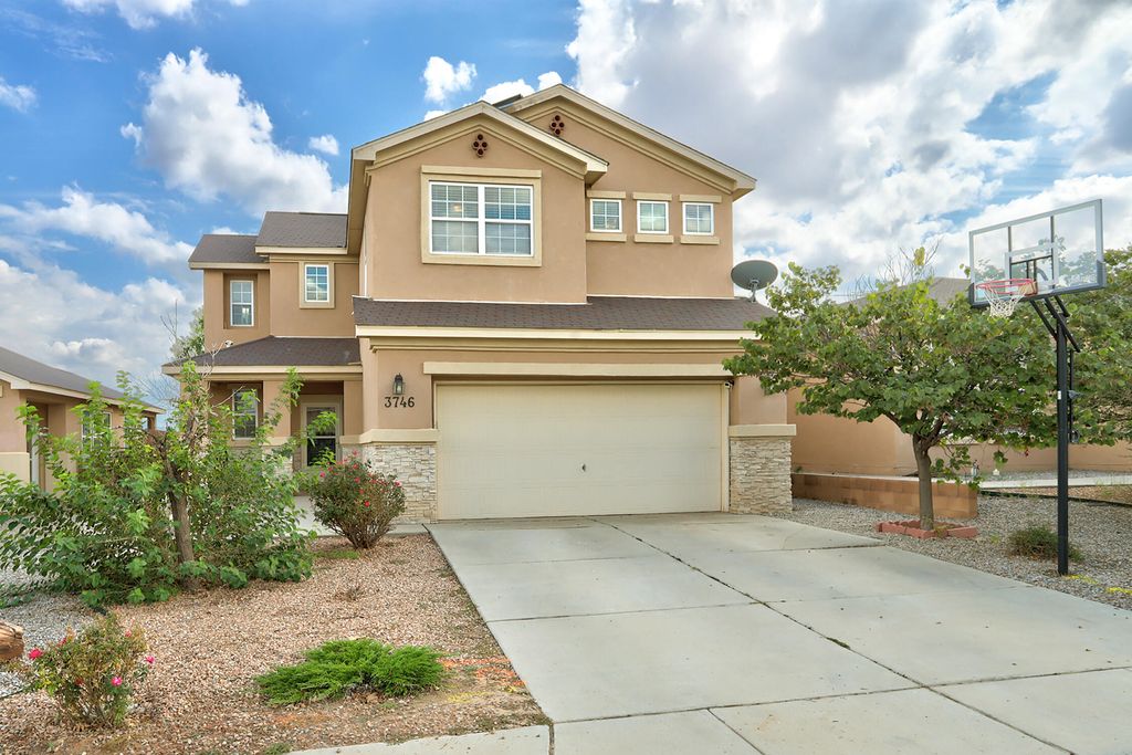 3746 BUCKSKIN Loop NE, Rio Rancho, NM 87144