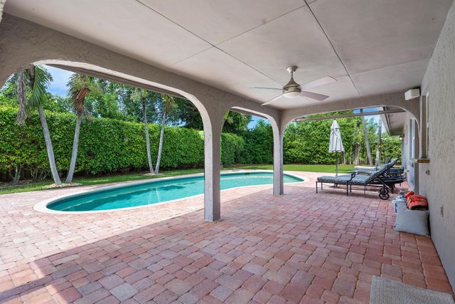 3289 NW 26th Avenue, Boca Raton, FL 33434