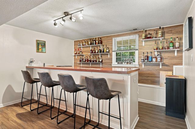 303 W BRIARWOOD LN, Columbia, MO 65203