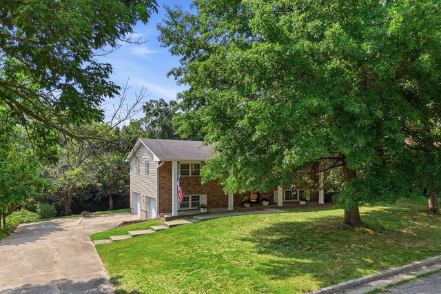 303 W BRIARWOOD LN, Columbia, MO 65203