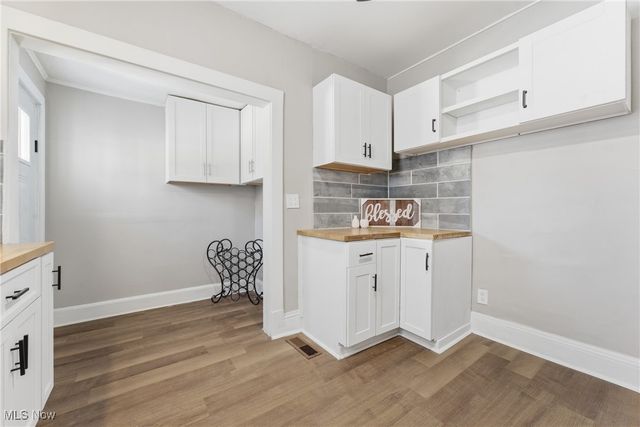 706 Harriet Avenue NW, Canton, OH 44703