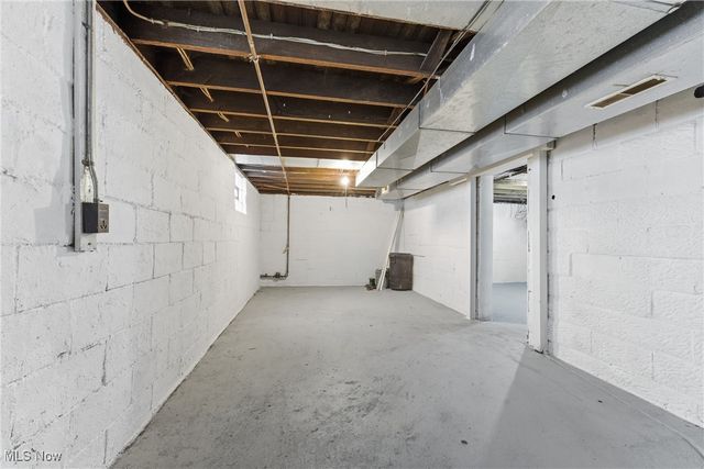 706 Harriet Avenue NW, Canton, OH 44703