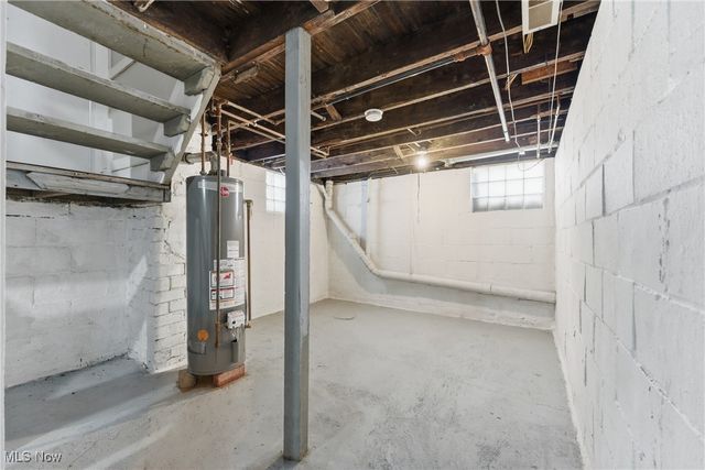 706 Harriet Avenue NW, Canton, OH 44703