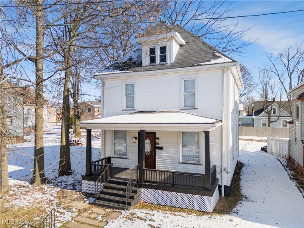 706 Harriet Avenue NW, Canton, OH 44703