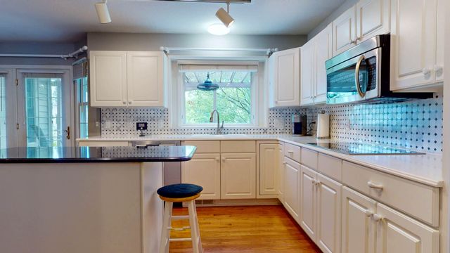4117 Brookview Court, Ann Arbor, MI 48108