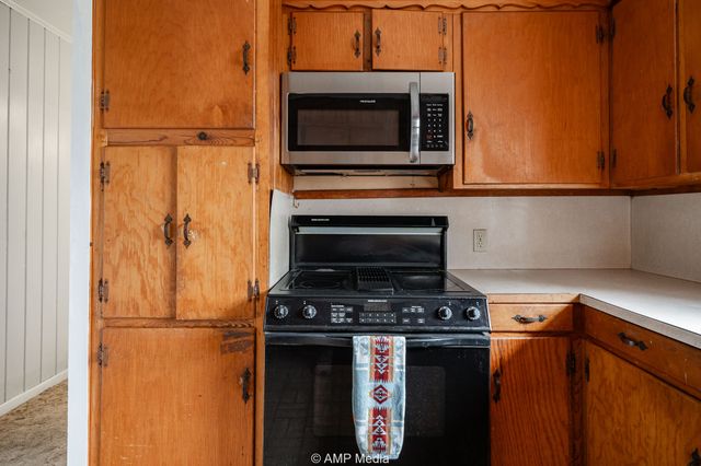 510 W Irving Street, Munday, TX 76371