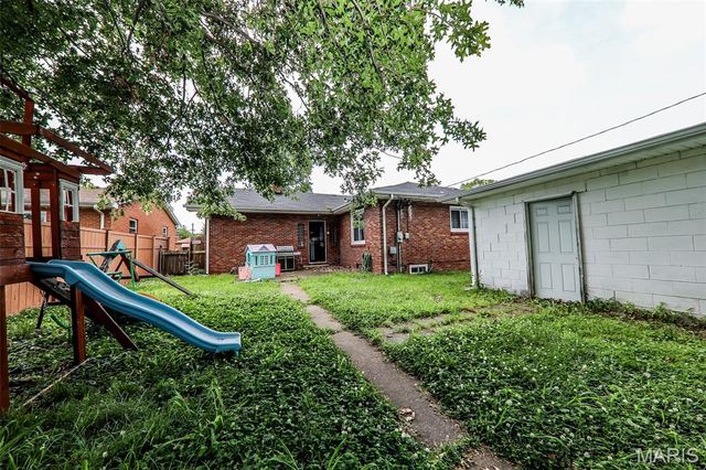 2909 Grand Avenue, Granite City, IL 62040