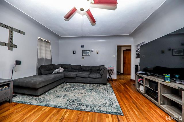 2909 Grand Avenue, Granite City, IL 62040