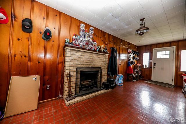 2909 Grand Avenue, Granite City, IL 62040