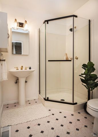 138 Miramar Ave, San Rafael, CA 94901