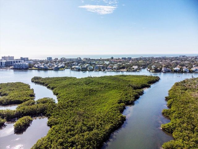 5450 EAGLES POINT CIRCLE 404, Sarasota, FL 34231