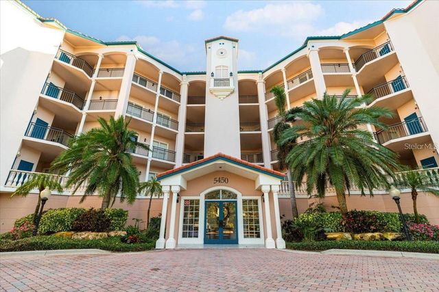 5450 EAGLES POINT CIRCLE 404, Sarasota, FL 34231
