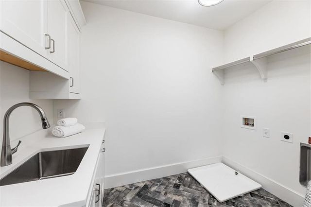 212 Brooke Drive, Alpharetta, GA 30009