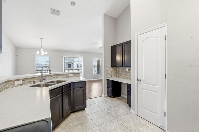 5723 KINGSLETSOUND PLACE, Lithia, FL 33547