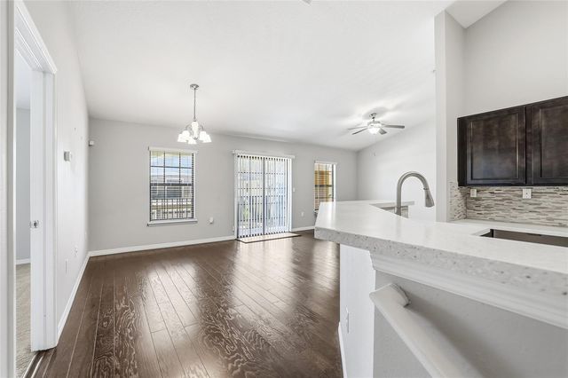 5723 KINGSLETSOUND PLACE, Lithia, FL 33547