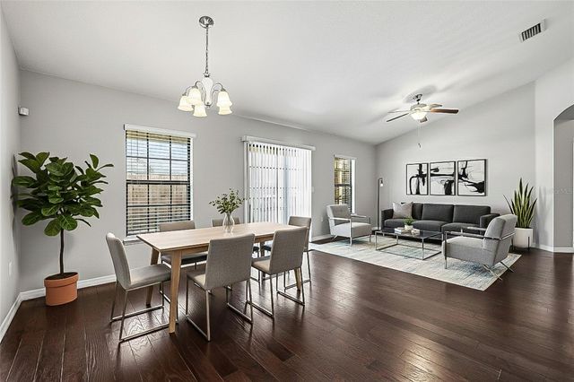 5723 KINGSLETSOUND PLACE, Lithia, FL 33547