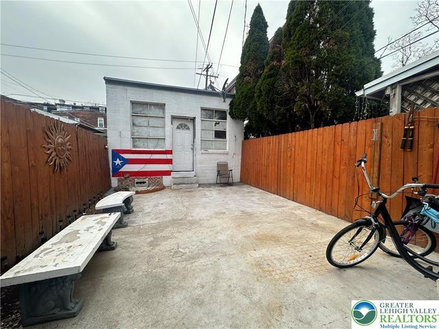 414 North Church Street, Allentown City, PA 18102